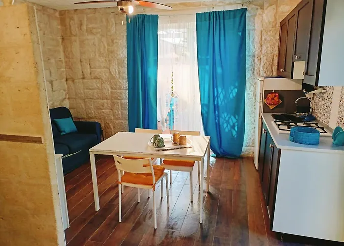 别墅 Sleeps 4 In A 100m From The Sandy Sea 托雷奇安卡