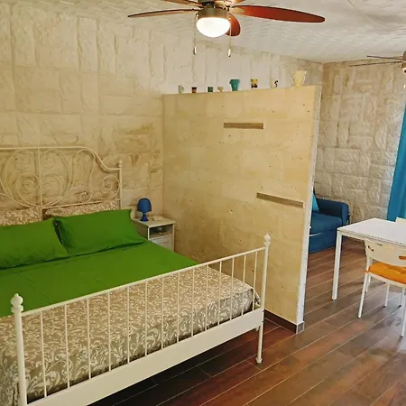 4 Posti Letto 100 Metri Dal Mare Torre Chianca