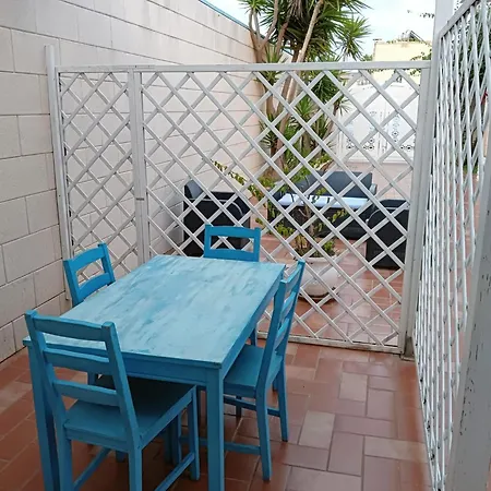 וילה Sleeps 4 In A 100m From The Sandy Sea *